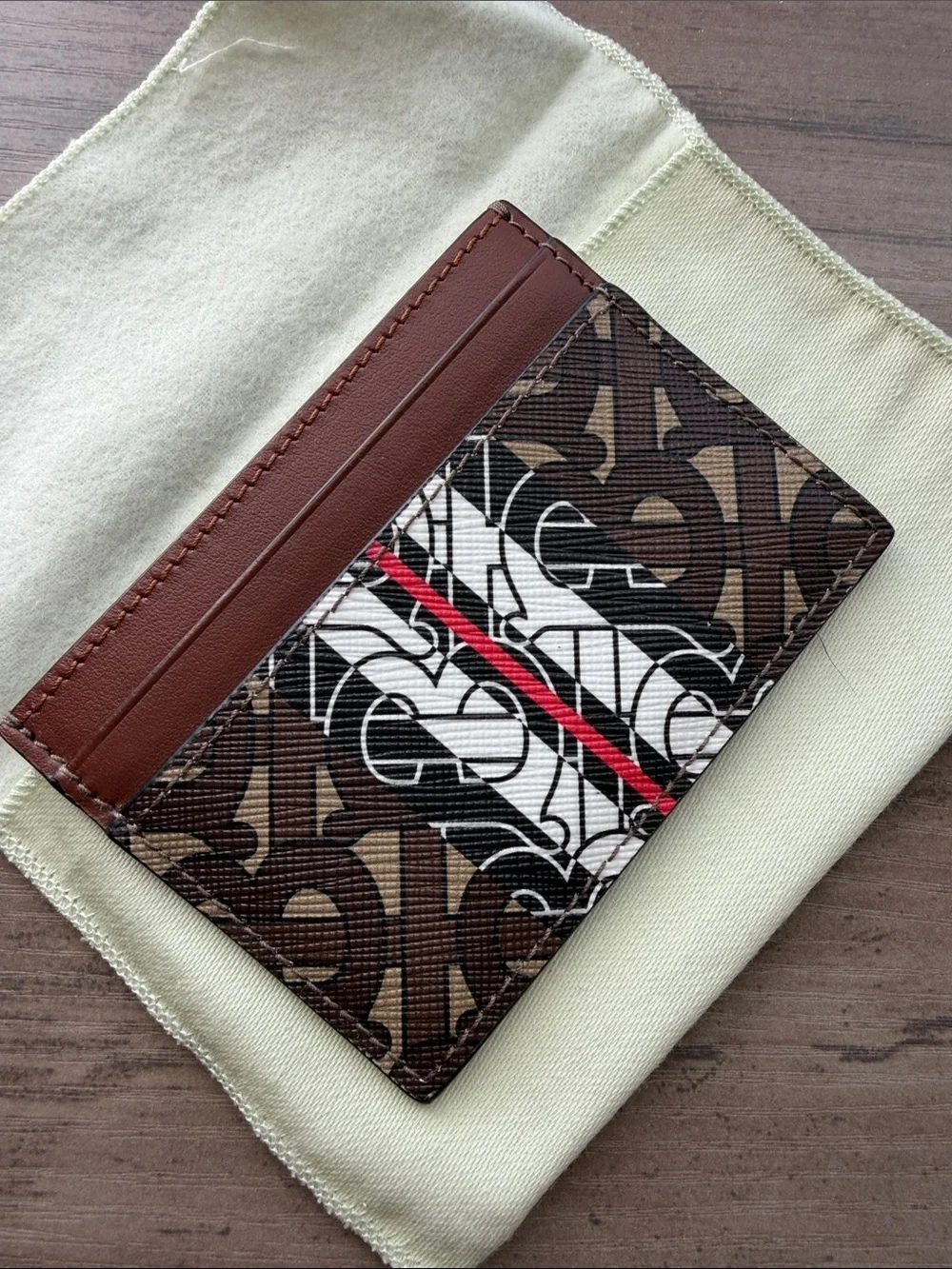 NWOT Burberry TB Brown Monogram Card Holder with Red Stripe